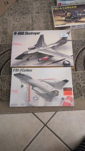 172 military plastic model kit b-66b destroyer f7u-3 Cutlass testers lot