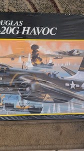 148 Douglas 8-20g havoc military plastic model kit