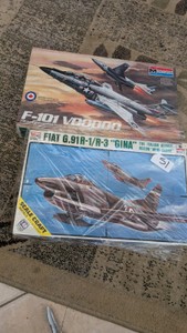 military plastic model kit 148f-101 voodoo Fiat g91r Gina