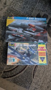 172 2. military plastic model kit a-1e skyraider f-89d scorpion revel lot