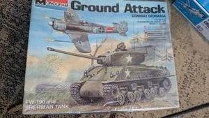 148 scale plastic model kit ground attack fw-190 Sherman tank ww2 monogram