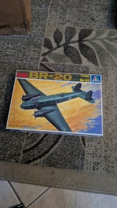 17 2. Fiat br-20 German bomber WW2 wwii vintage Italeri model