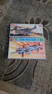 172 plastic military model kit twin mustang f82 p-51d academy hobbycraft militaria