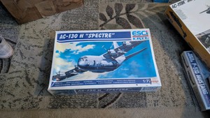 172ac-130h specter gunship ESCI ertle super cool huge model