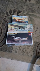 17 Cessna 150 Ford tri motor beechcraft Bonanza v35b civilian at plastic model at vintage