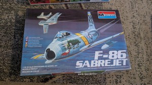 148 monogram f-86 saber jet model kit military vintage