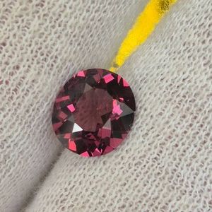 1.78 Carat Natural Spinel Retail Value $1,780 VIDEO