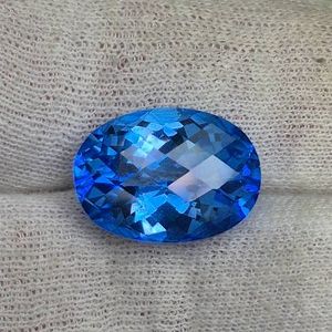 15.34 Carat Johnny Wang Glacier Blue Topaz Retail Value $775 VIDEO
