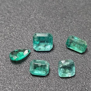 2.76 Carat Natural Emeralds Retail Value $2,760