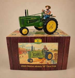 Franklin Mint Classic Tin Collectible John Deere Model B Tractor