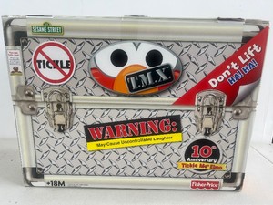 Fisher Price 10th Anniversary Tickle Me Elmo NEW IN BOX never opened