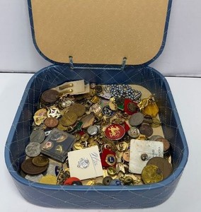 Vintage Lapel Pins & Misc Large Lot