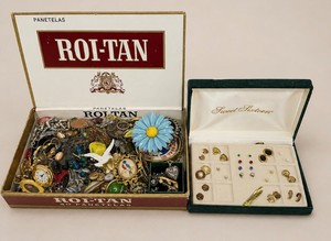 LOT of Vintage Junk Jewelry Some Wearable