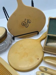 Lot 13 PC Bakelite Vanity Set