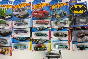 Lot of 16 Hot Wheels New in Packages 3 of 6