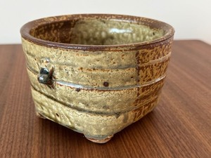 LR - Ceramic Planter Textured Glaze Footed Cachepot