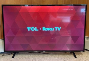 LFR - 42 Inch TCL Roku TV 43S303 With Remote