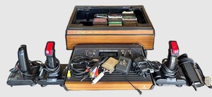 G - Vintage Atari 2600 Game Center Console CX-26008 With Joysticks & Games