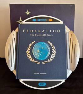 G - Book - Star Trek Federation the First 150 Years Deluxe Edition Pedestal