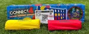 S - Giant Outdoor Connect 4 Game Hasbro Gaming Model 1-12312-AA049FO