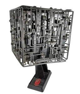 G - Star Trek Borg Cube Vintage Display Model 14 in Tall
