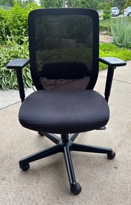 G - Office Chair HON Black Mesh Task Chair