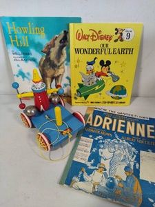 Childrens Books & Vintage Toy