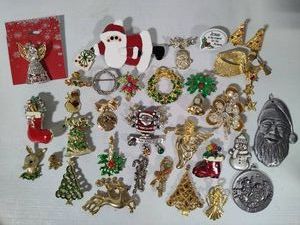 Large Lot of ChristmasHoliday Brooches