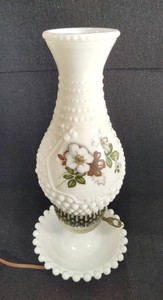 Hobnail Milk Glass Vintage Table Lamp