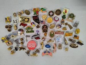 Huge Lot of PinsButtons