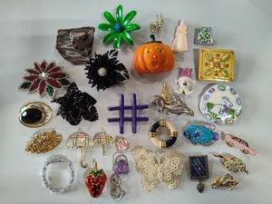 Lot of Assorted BroochesPins