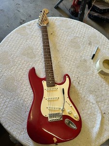 Squier Strat Electric Guitar - Untested