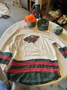 Minnesota Wild Hockey Shirt (XL) and Two Hats