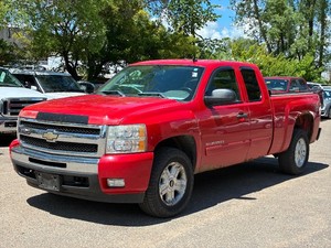 2011 CHEVROLET SILVERADO 1500 LT 4x4  No Accidents Reported (NO RESERVE)