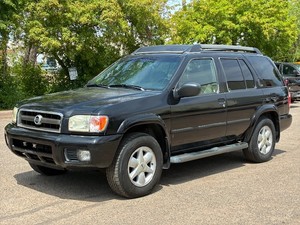 2002 NISSAN PATHFINDER SE 4x4 (NO RESERVE)