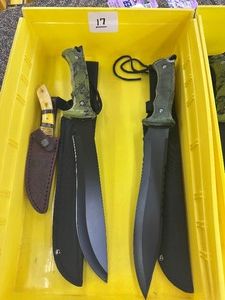 3 HUNTING KNIVES