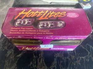 Blazer HOT LIGHTS - Halogen Fog Lights - New Old Stock - 20-3577-2