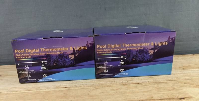 Pool Digital Thermometer & Lights Solar Powered IP68, 2 Total - Brand New