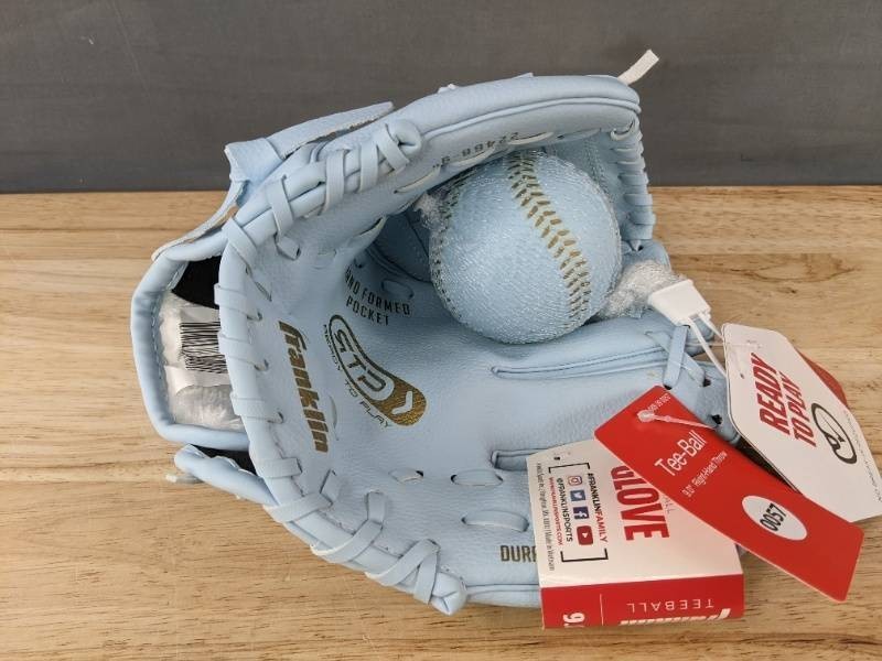 Franklin Light Blue Tee-Ball Glove & Rubber Ball, 9 in Right-Hand Throw - Brand New