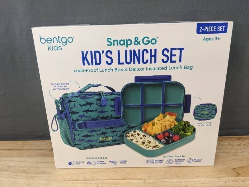 Bentgo Kids Snap & Go Leak-Proof Lunch Set, Insulated Bag, Shark Print - Brand New