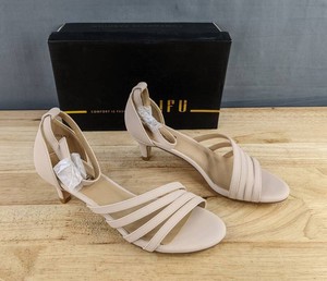 IDIFU IN2 Lydia Womens Dress Shoes Size 7, Nude Nubuck - Brand New