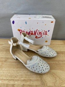 PandaNinJia PNMARCIA White Rhinestone Heels Youth Size 2 - Brand New