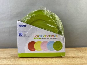 Posate Green Plastic Plates, 60 Total - Brand New