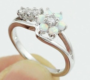 .925 Sterling Silver Opal Flower Ring Womens Size 5.5 - Brand New