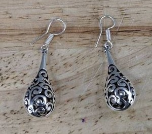 Antique Look Filigree Drop Dangle Pierced Earrings, Silver Color - Brand New