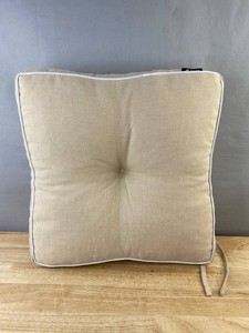 Outdoor Cream Tufted Cushion With Ties 17 Square - Brand New