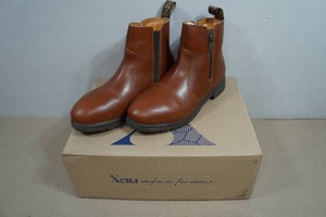 Xena Omega EH Womens Steel Toe Work Boots - Size 6.5