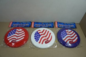 3 Freestyle Flyer Frisbees
