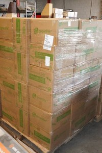 Pallet of Greenlite High Efficiency Fixed Showerheads