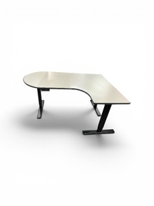 P top power table Retail $2800